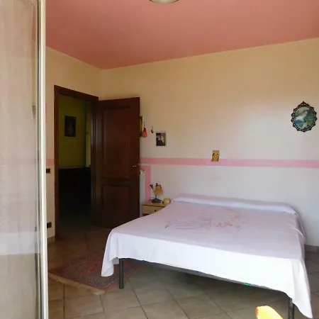 Apartman Via Delle Rose 34 *