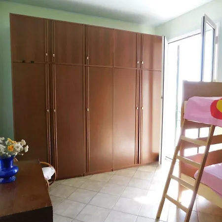 Apartman Via Delle Rose 34 *