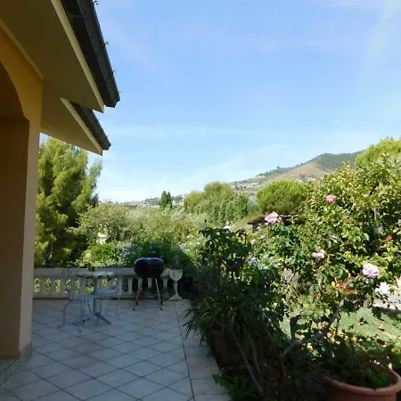 Apartman Via Delle Rose 34